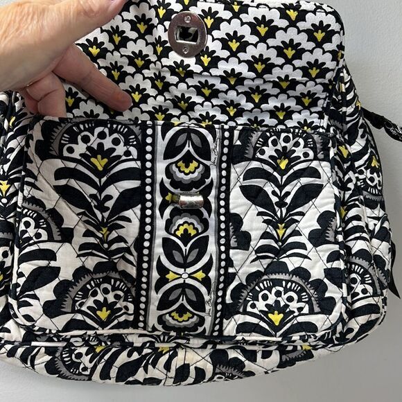 VERA BRADLEY Fanfare Black Nylon “Straw” Tote Bag Giraffe  Vera Bradley Fanfare Large Shoulder Bag